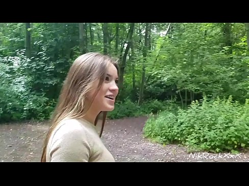 ❤️ Evelinari toki publiko batean izorratzen genuela proposatu nion! Baietz esan zuen. Orduan ipurdian izorratu eta ahoan esperma. Orduan bere burua haserretu zen. ❤❌ Porno ederra gugan ️❤