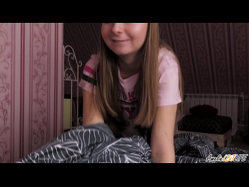 ❤️ Blondie-k bere BFF-ren sakon zurrupatzen du eta esperma jasotzen du ahoan ❤❌ Porno ederra gugan ️❤